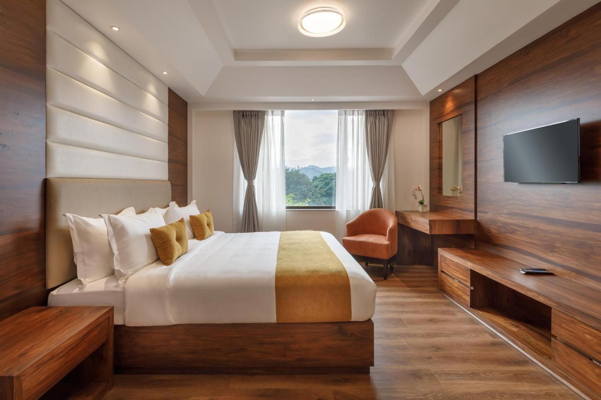 Hotel Aela Grand Near Delhi Airport By La Casa New Delhi Bagian luar foto
