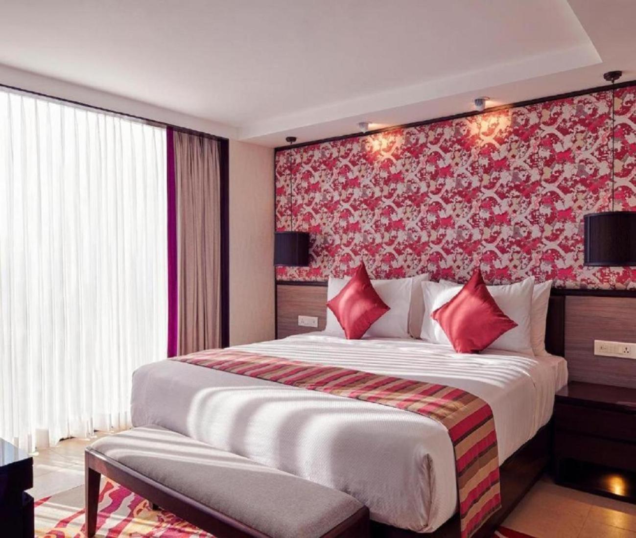Hotel Aela Grand Near Delhi Airport By La Casa New Delhi Bagian luar foto